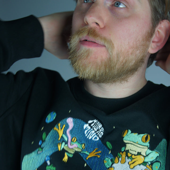 Space Frog Sweater - Black - Sweatshirt - MillersMind - space-frog-sweater-black - ["embroidery","handmade","organic","sweatshirt"]