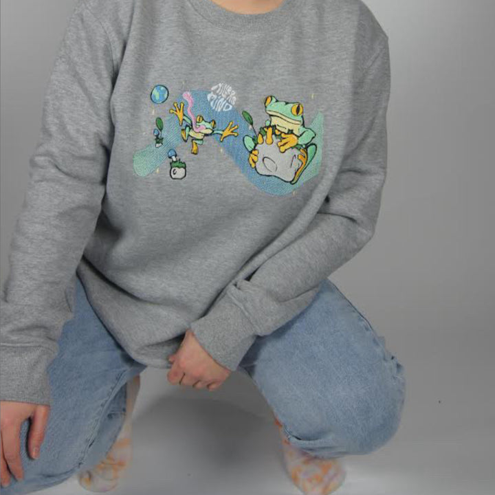 Space Frog Sweater - Grey - Sweatshirt - MillersMind - space-frog-sweater-grey - ["embroidery","handmade","organic","sweatshirt"]