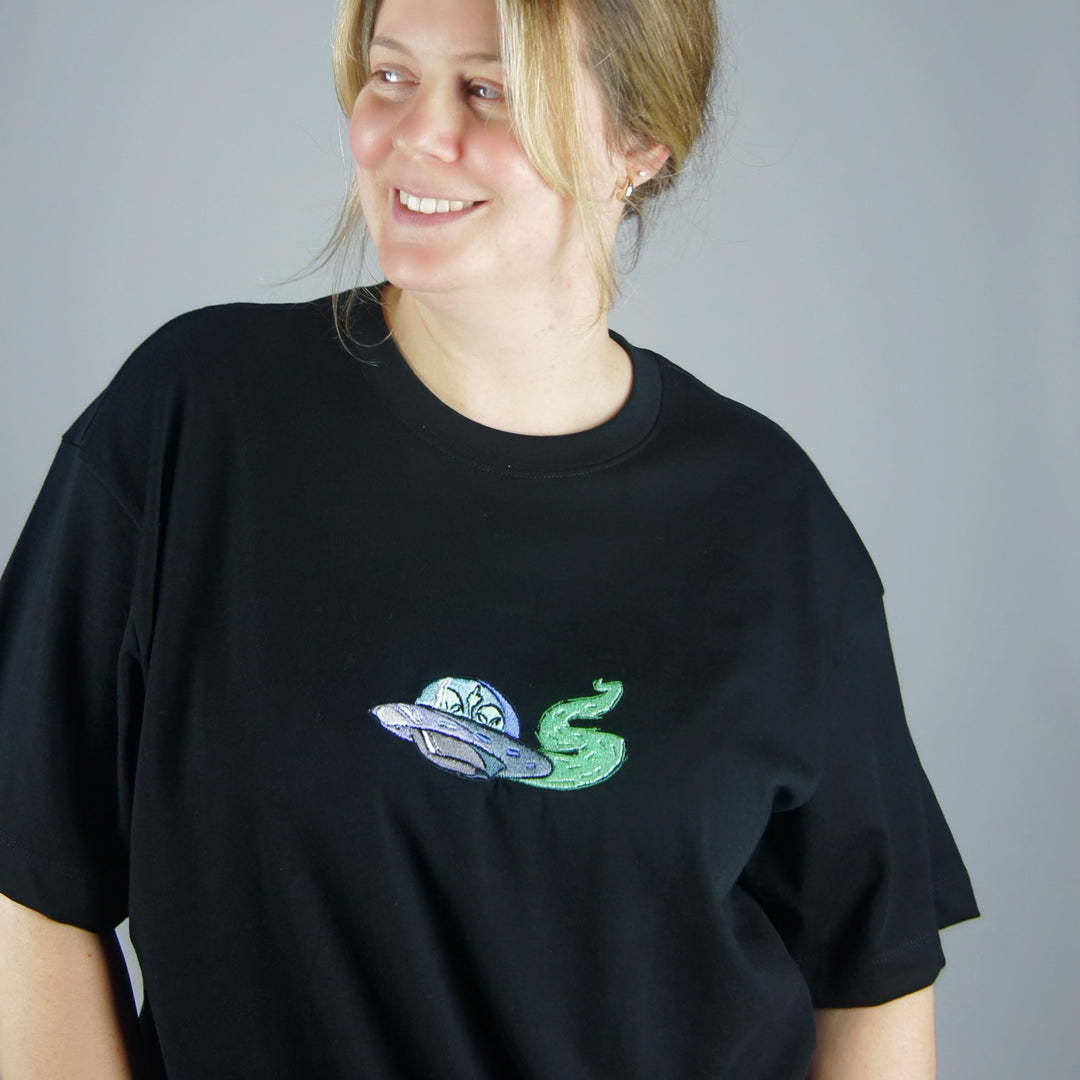 UFO Tee - Black - T-shirt - MillersMind - ufo-black - []